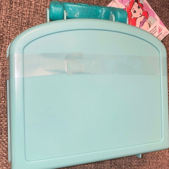 Disney animators ariel playset - Picture 2 of 3